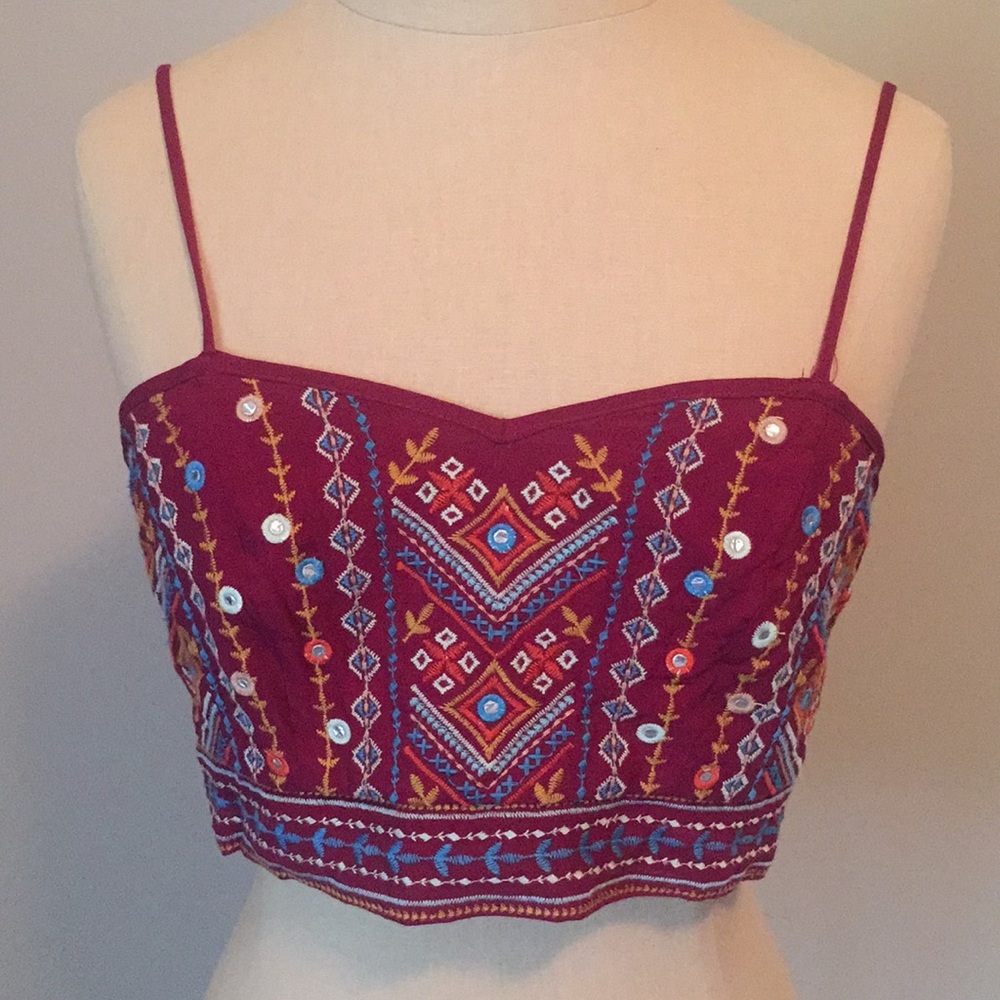 XHILARATION Maroon Crop Top
